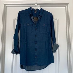 NWT Eddie Bauer Dark Denim Shirt, Ladies M
